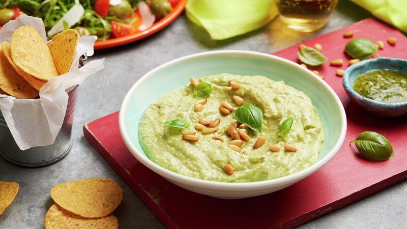 Guacamole onctueux au pesto