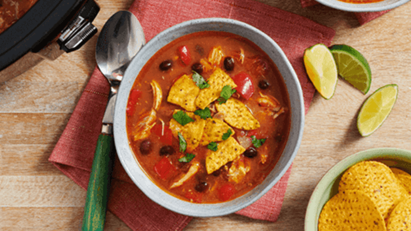 Soupe mijotée de tortillas et poulet